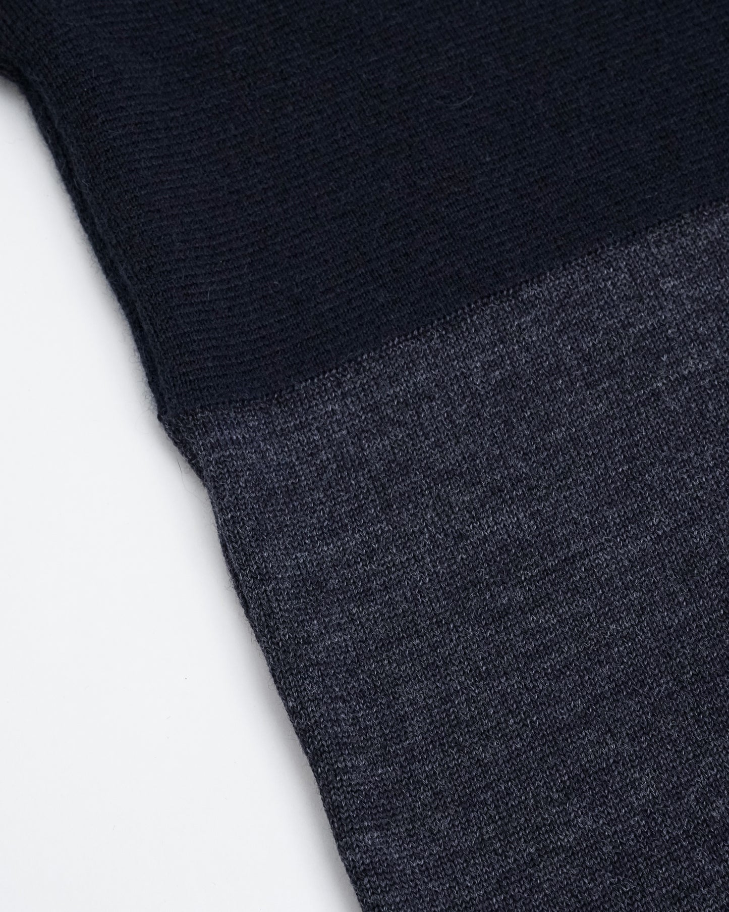 One Side High Neck Pullover(Navy×Navy)