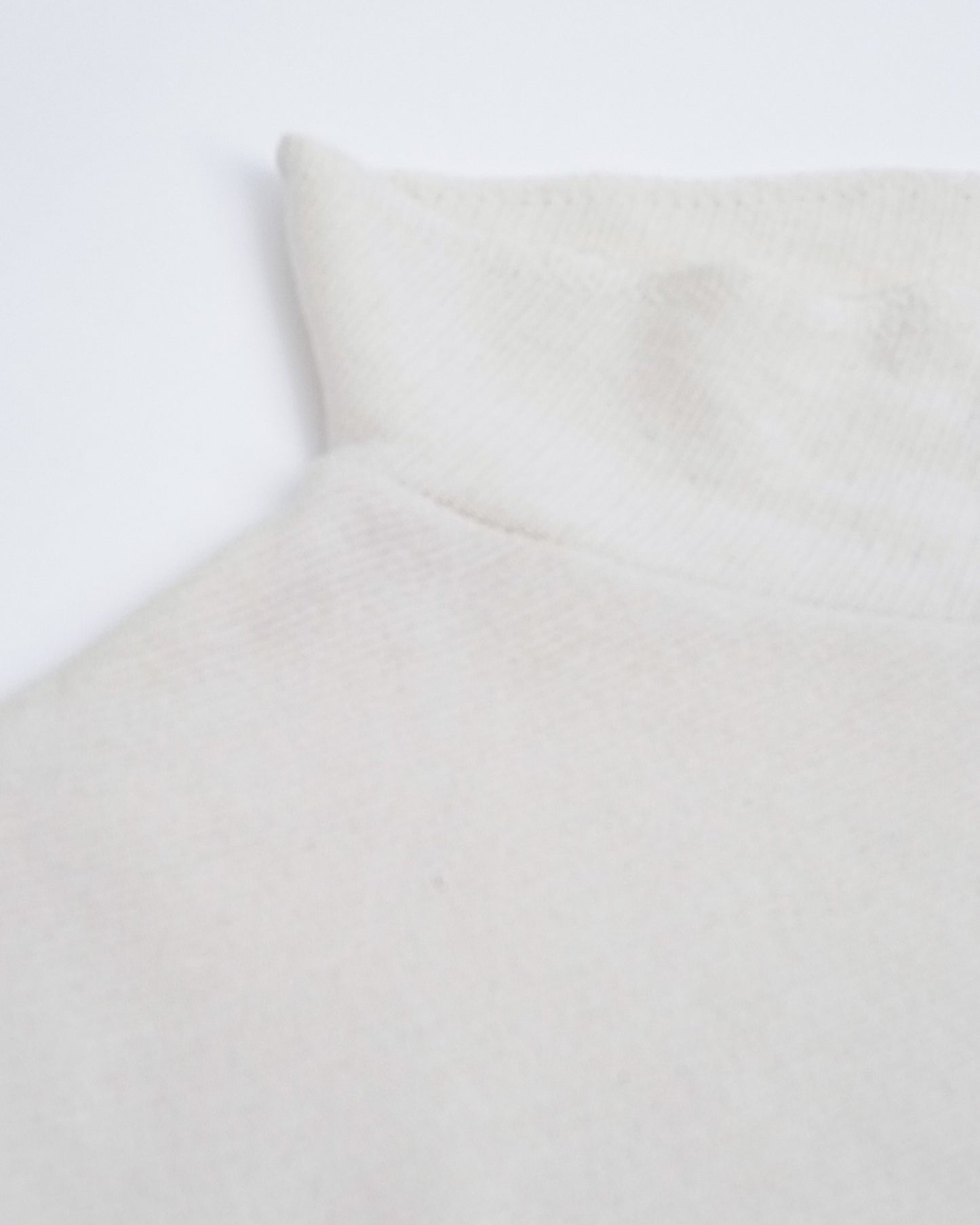 One Side High Neck Pullover(White×Navy)
